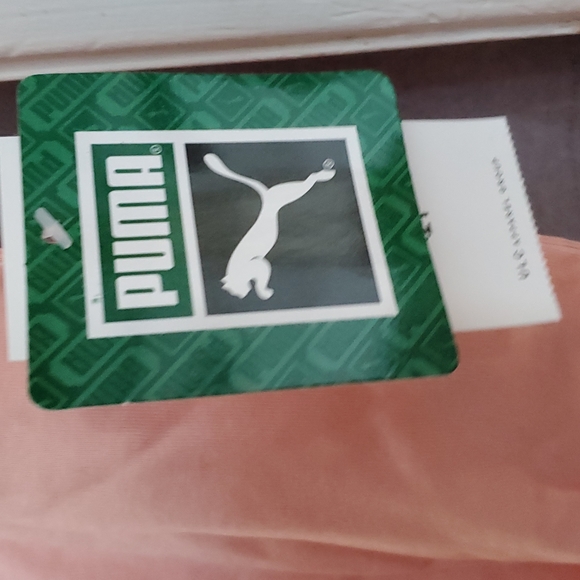 pink & silver tee & Capri leggings for toddler - Picture 4 of 8